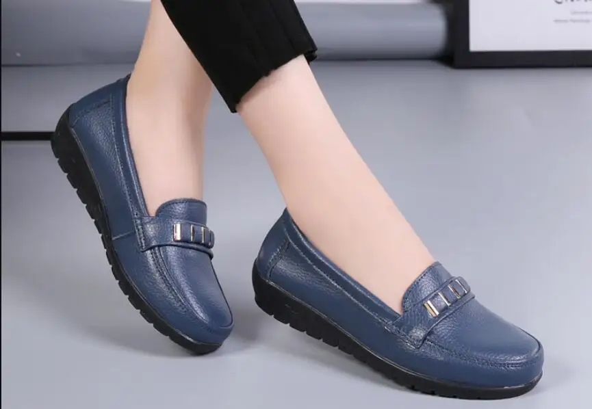 New Classic Women Flats Shoes Genuine Leather Non-slip and comfortable Casual Flat Ballet Women Loafers Shoes Flat Women's Shoes