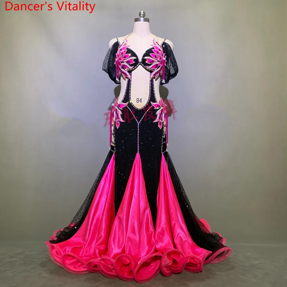 

Women Belly Dance Competition Outfits Customized Glitter Bead Bra Splicing Big Hem Skirt Oriental Indian Dancing Performance Set