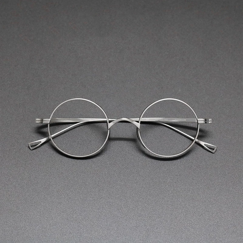 Vintage Round Titanium Eyeglasses Frame Men Women Prescription Myopia Optical Glasses Frame Unisex Silver Luxury Brand Eyewear