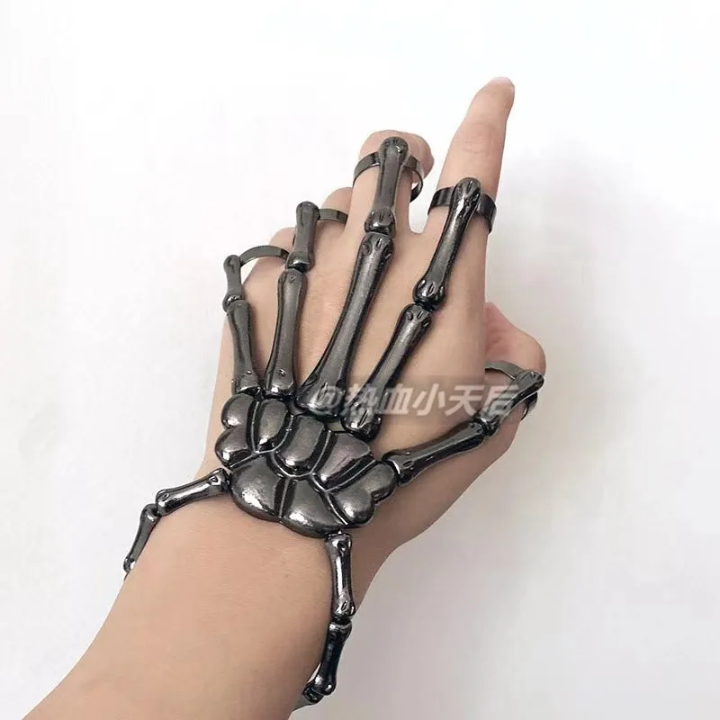 Activity Bracelets for Women Gloves Skeleton Bracelet Punk Steampunk Men Jewelry Luxury Bracelets on Hand Chain Women's Couple