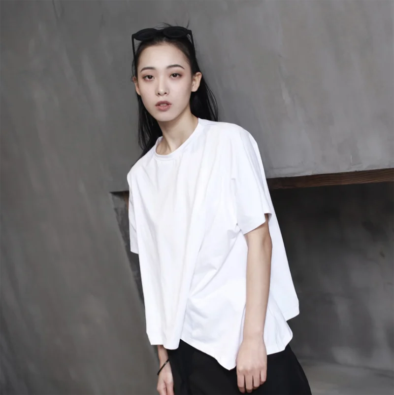 

The new summer women round collar irregular asymmetrical design pleated plain color short sleeve T-shirt fashion match