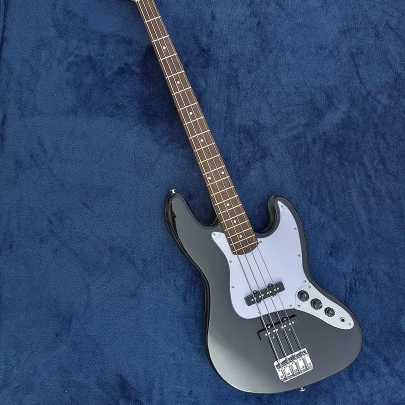 High quality 4-string bass, bright black paint, chrome-plated hardware, free delivery.