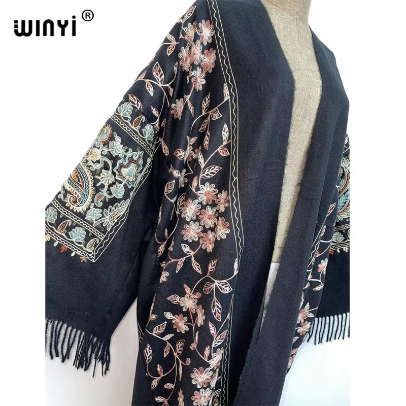 WINYI Winter Frauen quaste Pashmina Stickerei Lange Mantel Lose Revers Mantel Starke Warme freie größe Nahen Osten Weibliche KIMONO