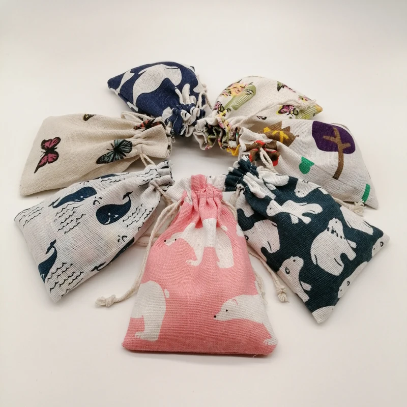 50pcs Pattern Style Jute Bag Sack Cotton Bag Drawstring Christmas Gift Bags for Jewelry Gift Packaging Bags Wedding Pouches Diy