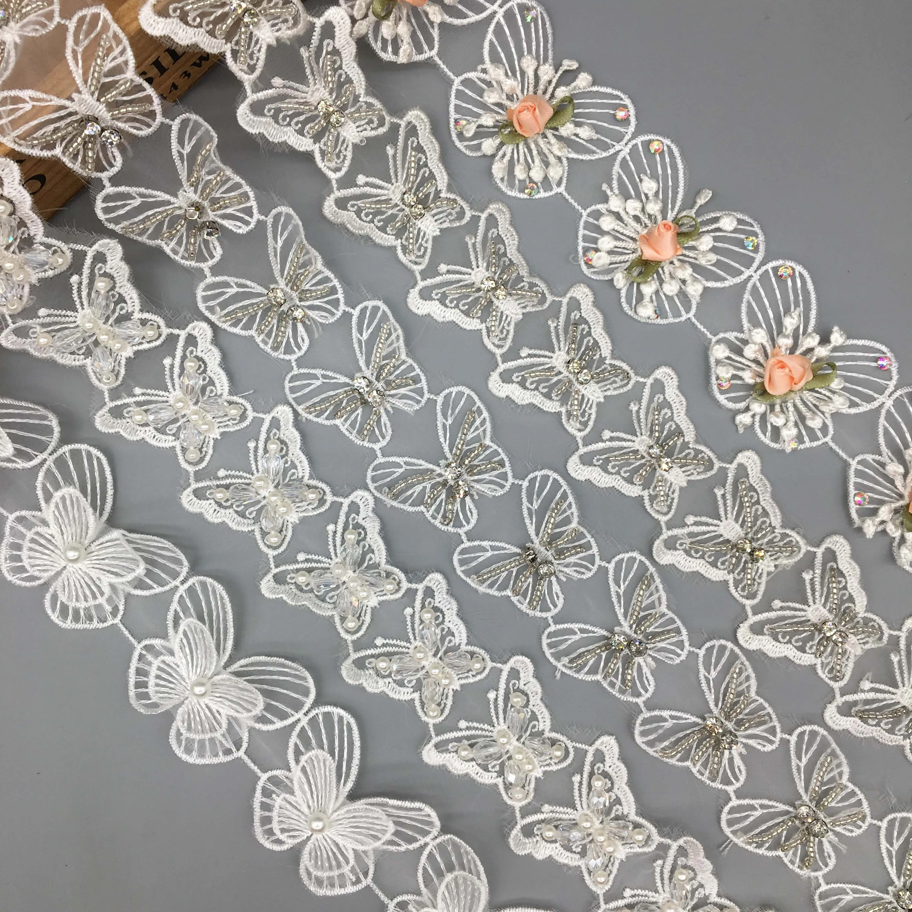 10/20pcs Organza Rhinestone Butterfly Embroidered Pearl Lace Trim Flower Applique Trimmings Ribbon Fabric Wedding Dress Sewing