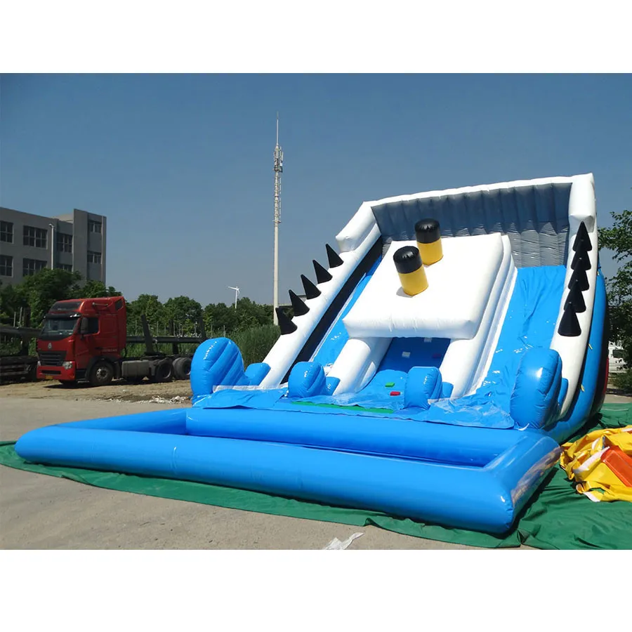 Tobogán inflable azul con piscina tobogán inflable al aire libre con tobogán acuático inflable para piscina uso en verano