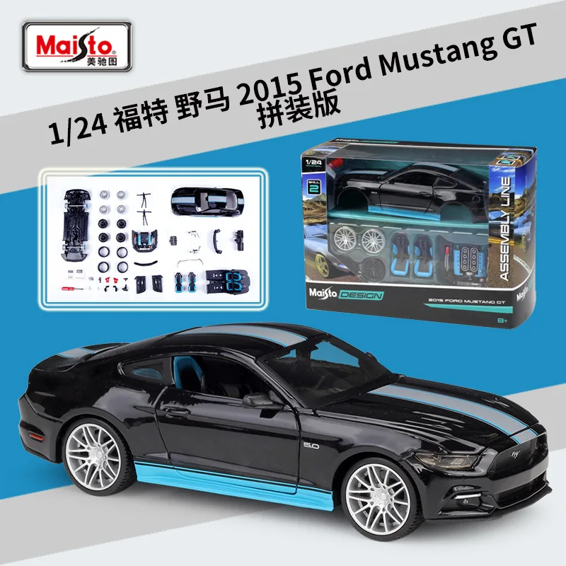 Maisto-フォードマスタングgtの1:24スケールのおもちゃの車,2015スケールの改造車,組み立てられた合金の車のモデル,工芸品,装飾コレクション