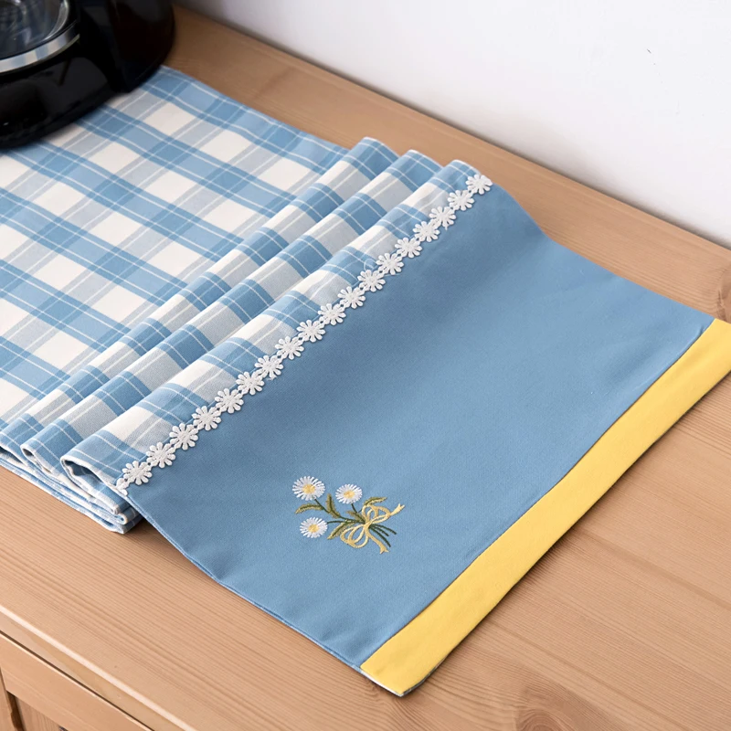 

Summer Blue Plaid Table Runner Fresh Idyllic Retro Lattice Runner Table Cloth Home Country Style Tables Bed Runners Tablecloth