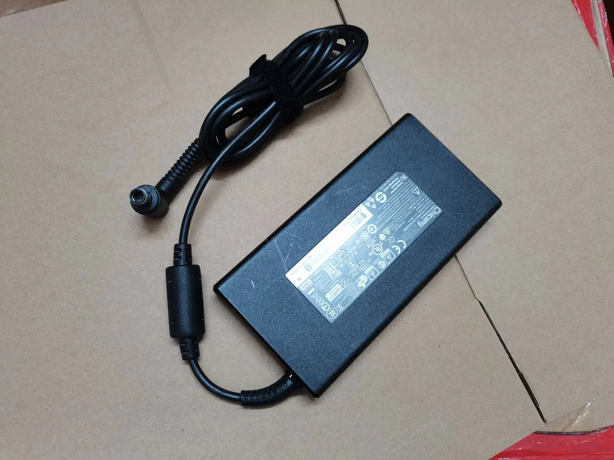 OEM schlanke Chicago 19,5 V 9,23 A A17-180P 4a 7,4mm Pin 180W AC Adapter für MSI Ge65 Raider 9SD Gaming Laptop Original Ladegerät