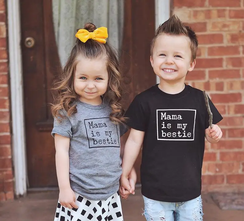 

Mama Is My Bestie Print Kids Tshirt Fashion Todler Boys Girls T-shirt Short Sleeved Children Casual Letters Tees Shirts Outfit