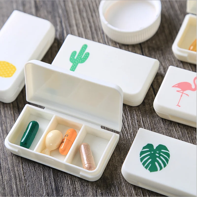 Pill Medical Kit Tablet Flamingo Cactus Leaf Pillbox Dispenser Dispensing Small kit Organizer Case with 3 Lattices 1PC