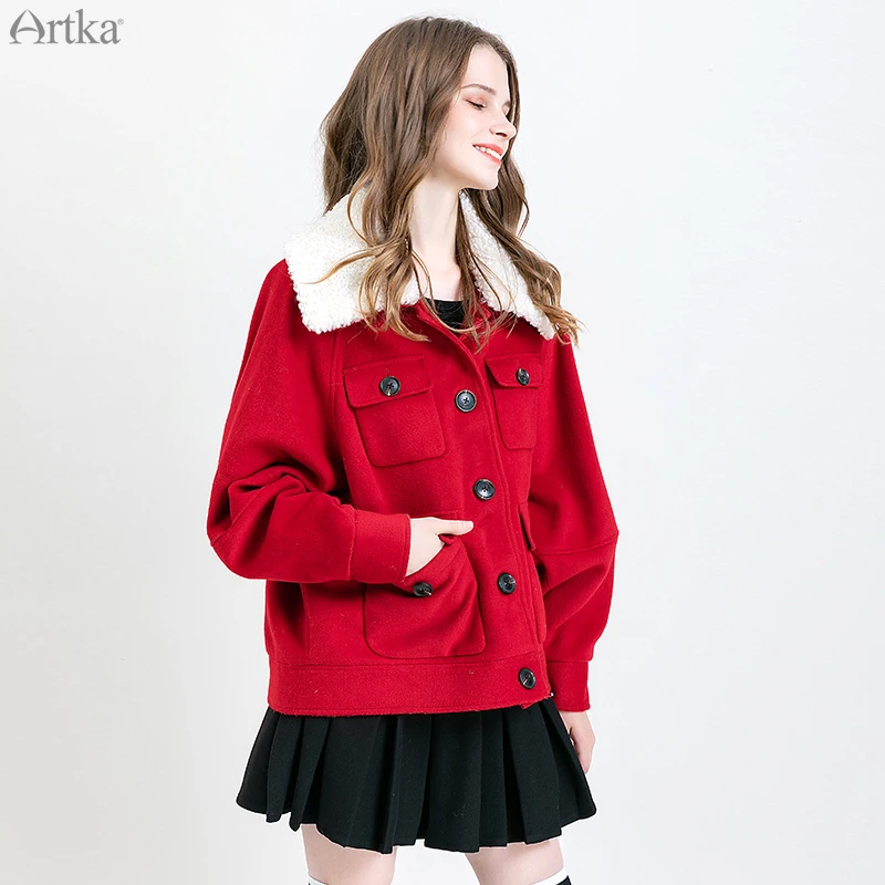 ARTKA 2019 Winter New Women Woolen Coat Single Breasted Thicken Woolen Jacket Pocket Detachable Lamb Fur Collar Outwear WA10193Q