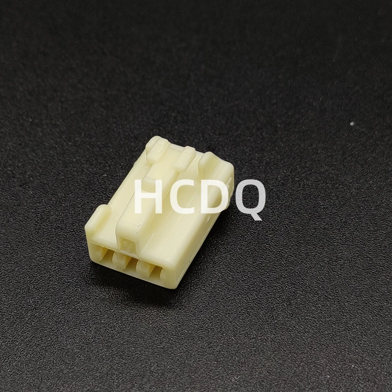 The original 90980-10908 3PIN  automobile connector plug shell and connector are supplied from stock