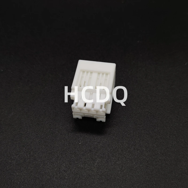 10 PCS The original 6098-6947 automobile connector plug shell and connector are supplied from stock