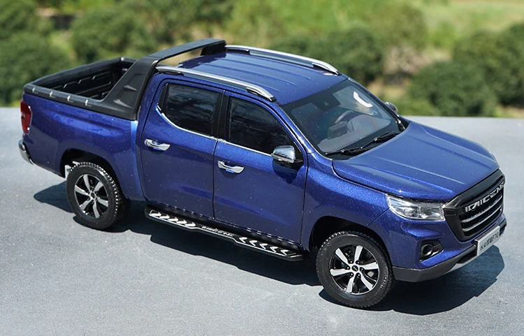 High simulation blue 1:18 Kaicheng F70 diecast truck metal car model for birthday gift