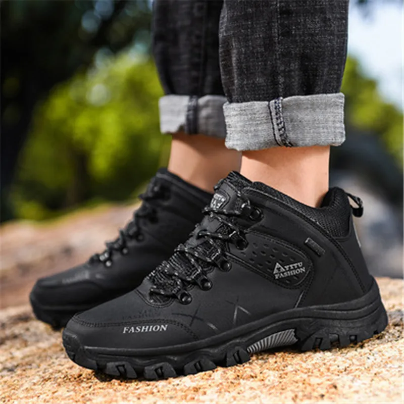 Men Snow Boots Waterproof Non-slip Sneakers Warm Boots Outdoor Hiking Boots Rubber Wear-resistant Work Shoes Size 39-47