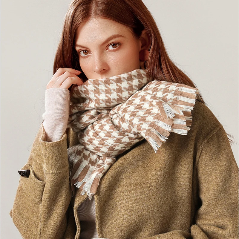 

2022 Winter Warm Pashmina cashmere Scarf women style Mencolorful plaid Houndstooth designer neck wrap knitted Scarves Tassel