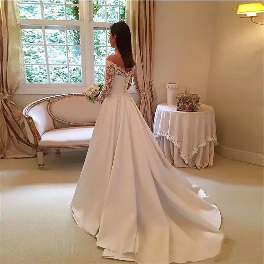 Immagine 4: Abiti da sposa in raso Country maniche lunghe Appliques in pizzo una linea abito da sposa Sweep Train abiti da sposa Vintage con spalle scoperte Boho