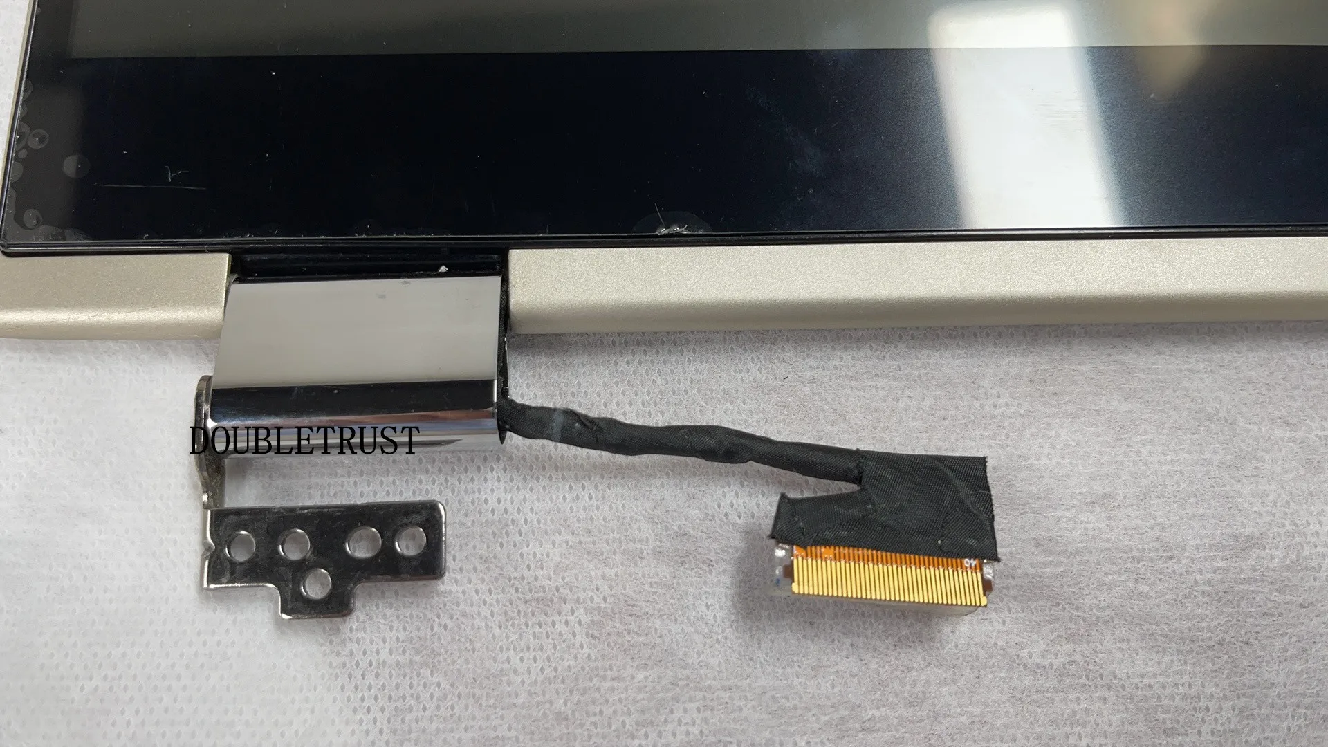 Layarch  配布デモテープ　i/D Amazon.com: Zahara WQHD 40pin LCD Video Cable SC10L66824 for