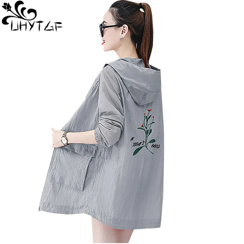 

UHYTGF Korean 6XL Oversized Tops Coat Women Embroidered Hooded Summer Sunscreen Jacket Female Anti-UV Outdoor Thin Outerwear1677