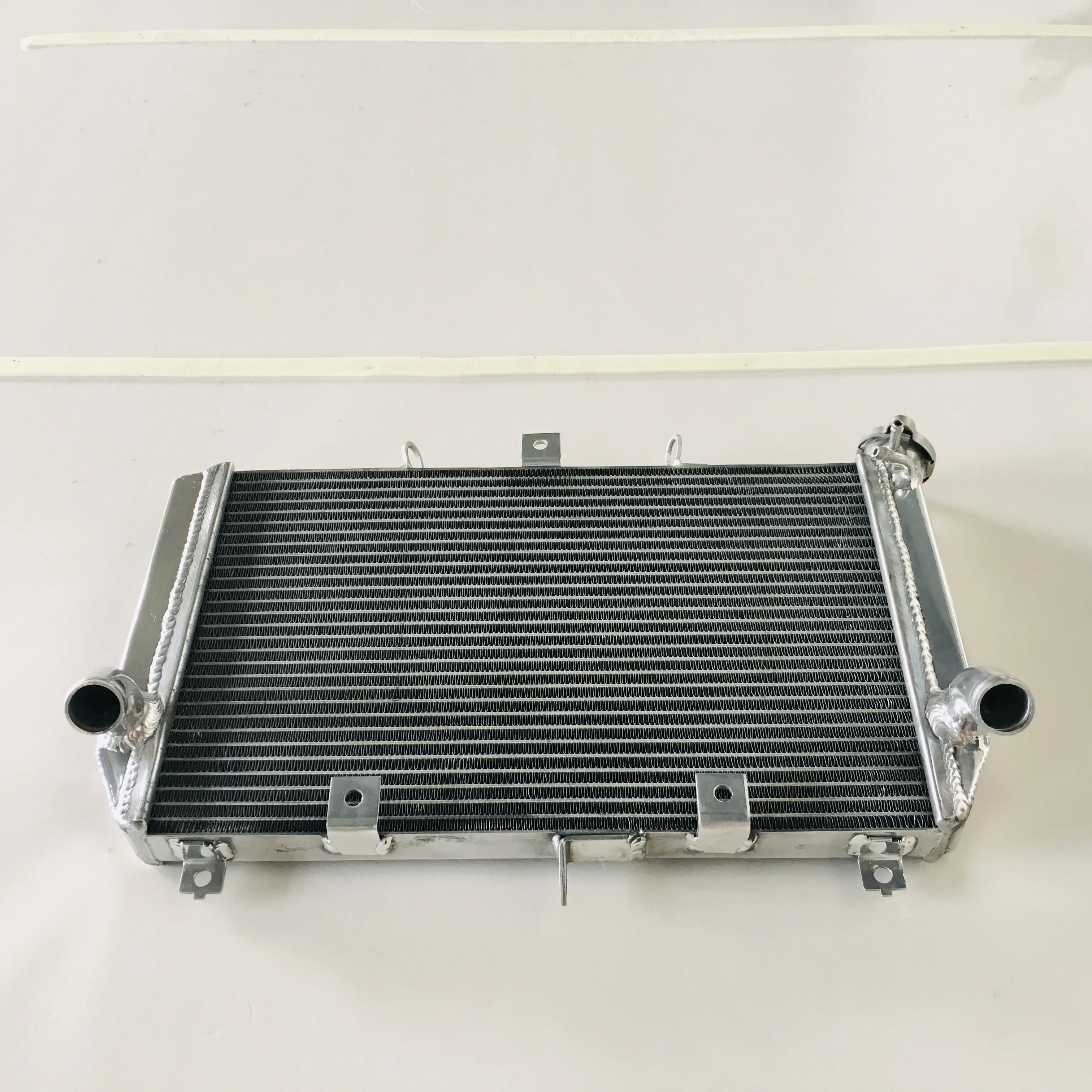 Radiator Aloi Cocok untuk Kawasaki Z900RS; Z900 RS - ZR900CJF; ZR900EJF 2017-2018