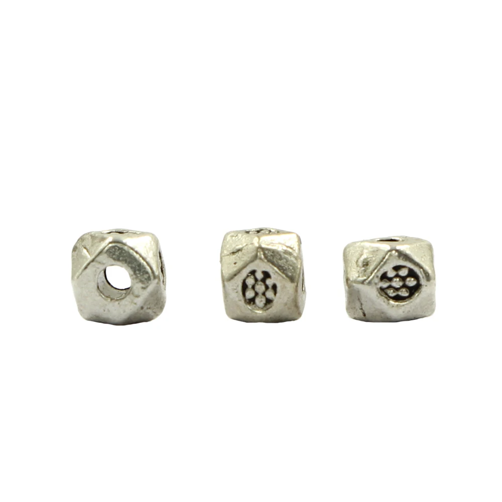 Tibetan Silver Metal Small Spot Square Loose Spacer Beads For Making DIY Jewelry Findings Accessories 60pcs