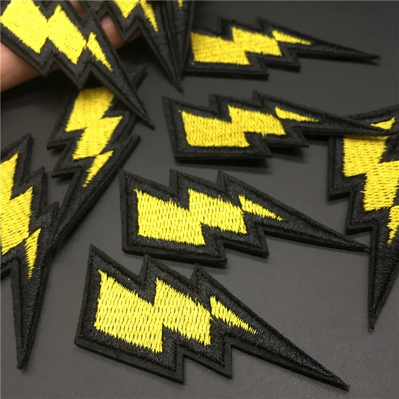 10 pcs/lot Embroidery Patches for Clothing Iron on Badge Diy Clothes Stripes Fabric Sewing Decorative Stciker Lightning Appliues