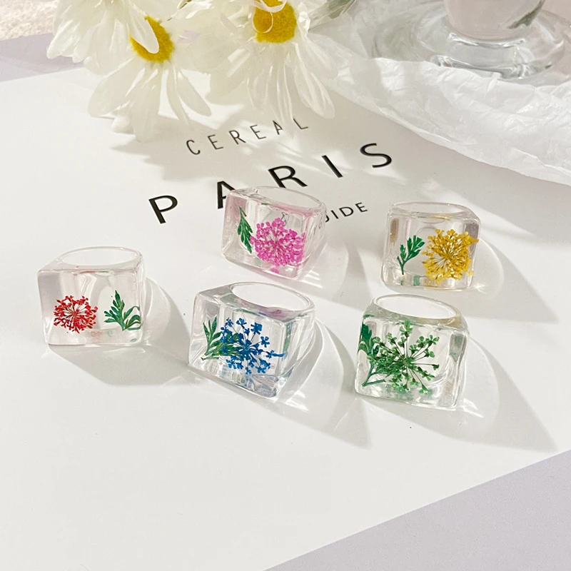 KISS WIFE Trendy Colourful Transparent Resin Acrylic Ring For Women Fruit Flowers Geometric Irregular Rings Fashion Jewelry 2021