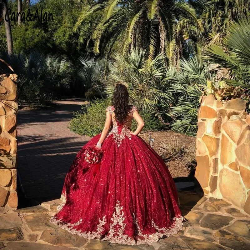 Vestidos de quinceañera burdeos, Mangas de casquillo, apliques de encaje, vestido de baile de cuentas, dulce 16, vestido de depuración