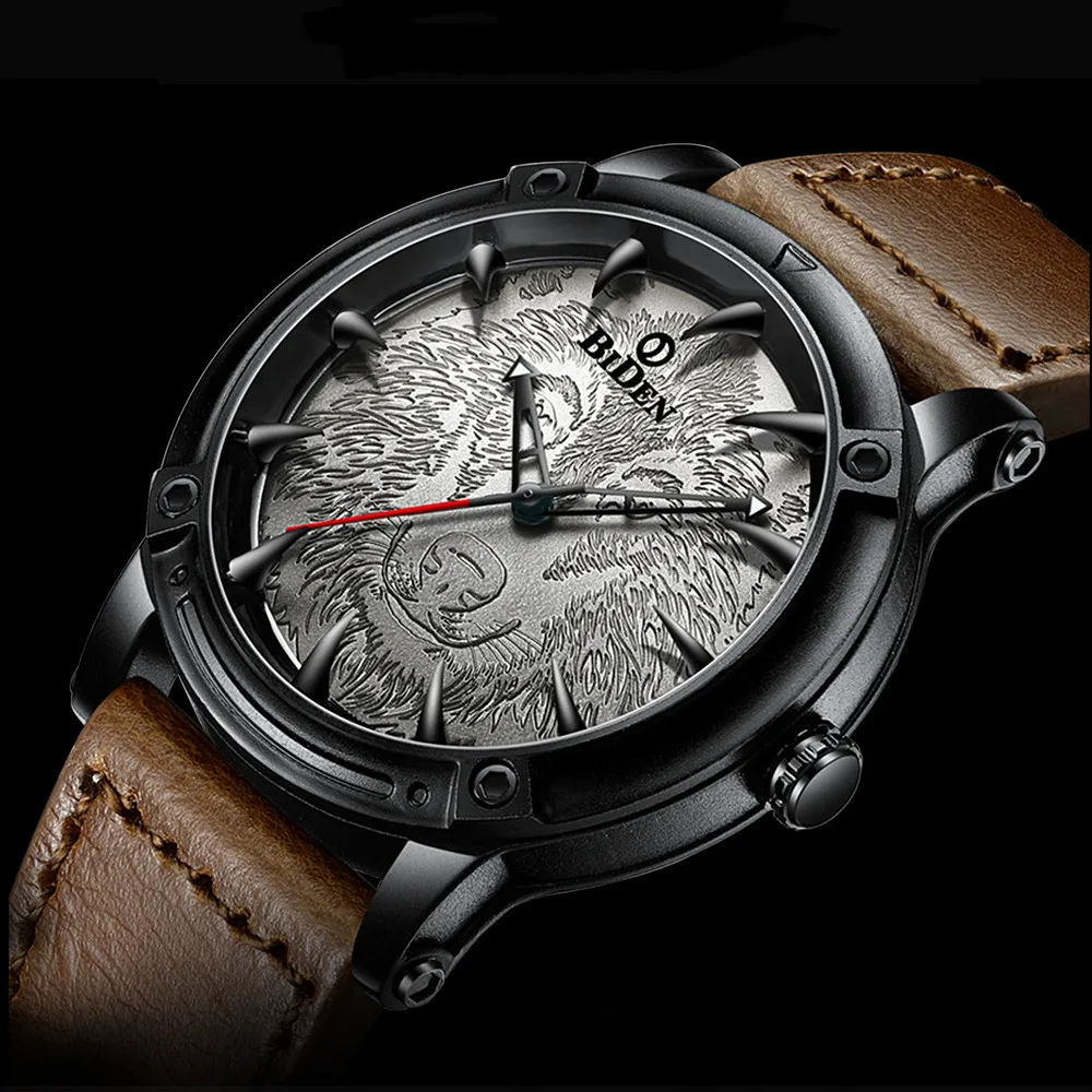 

Brand Men Watches Leather Belt 30m Waterproof Retro Punk Style Wolf Three-Dimensional Embossed Pattern Biden Men Quartz Watch