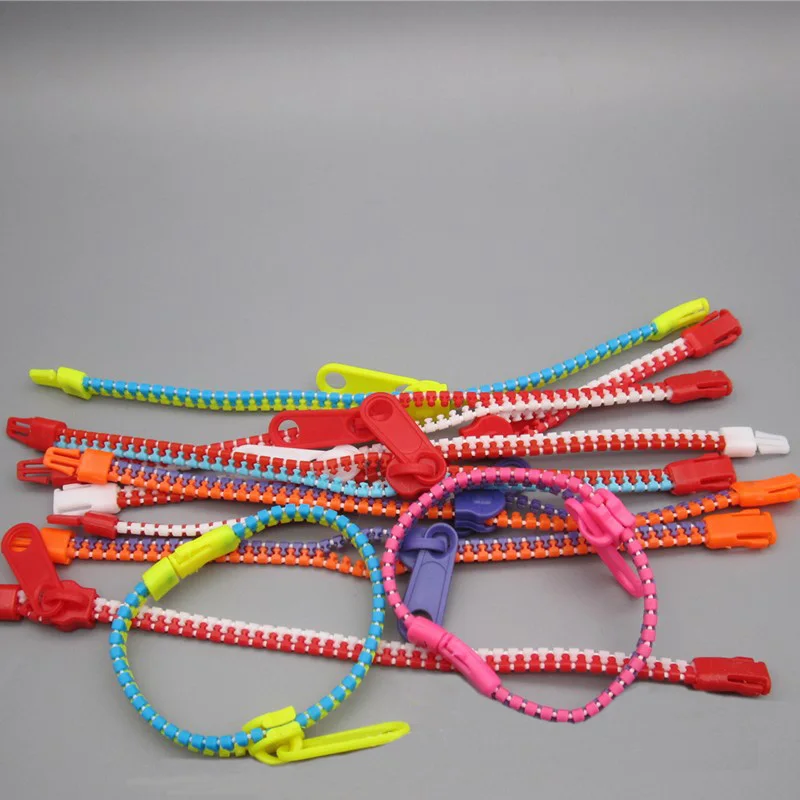 5 pcs/pack Fluorescent Plastic Two-color Zipper Bracelet Creative Plastic Zipper Bracelet For Children Kids Toys Anti-stress Toy