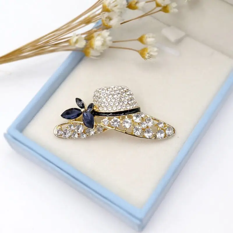 Vintage Fashion Antique Gold Color Rhinestone Hat Brooches for Women Wedding Corsage Accessories Pins High Quality