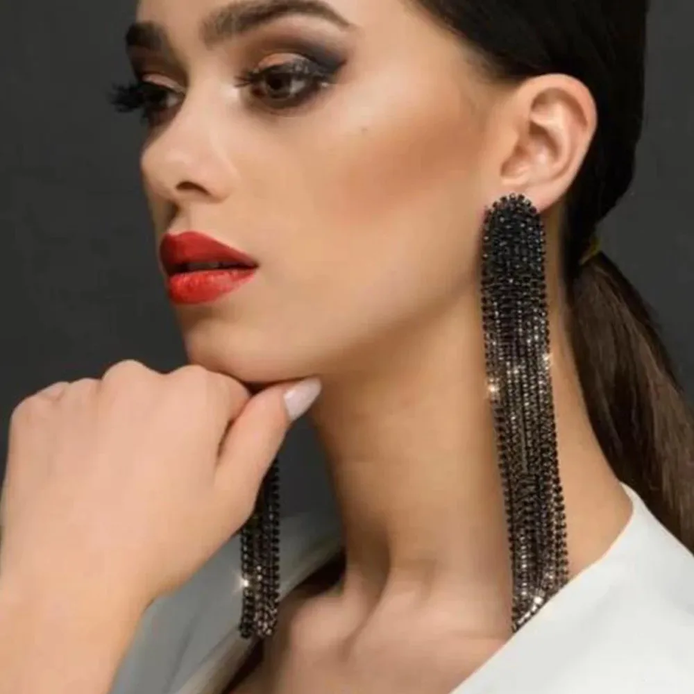 

2021 таинственные черные Длинная кисточка из горного хрусталя Свадебные Висячие серьги для женщин Роскошные Кристаллы большие серьги висюль...