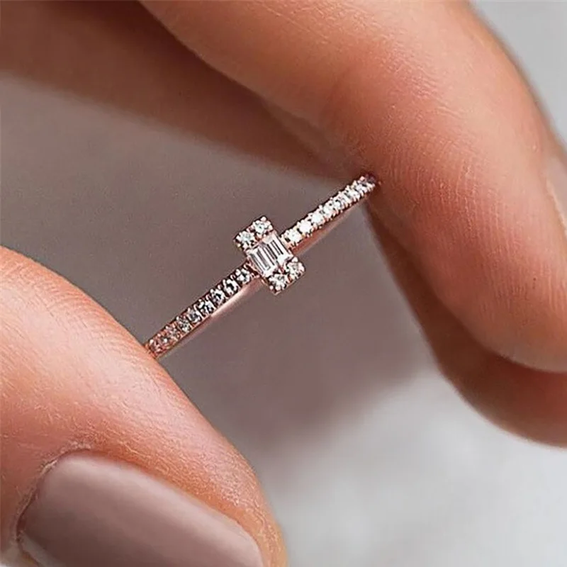 Huitan Fashion cienkie pierścienie dla kobiet Micro betonowa CZ kamień prosty stylowy kobiece akcesoria wszechstronny Design biżuteria obrączka ślubna — zdjęcie 4