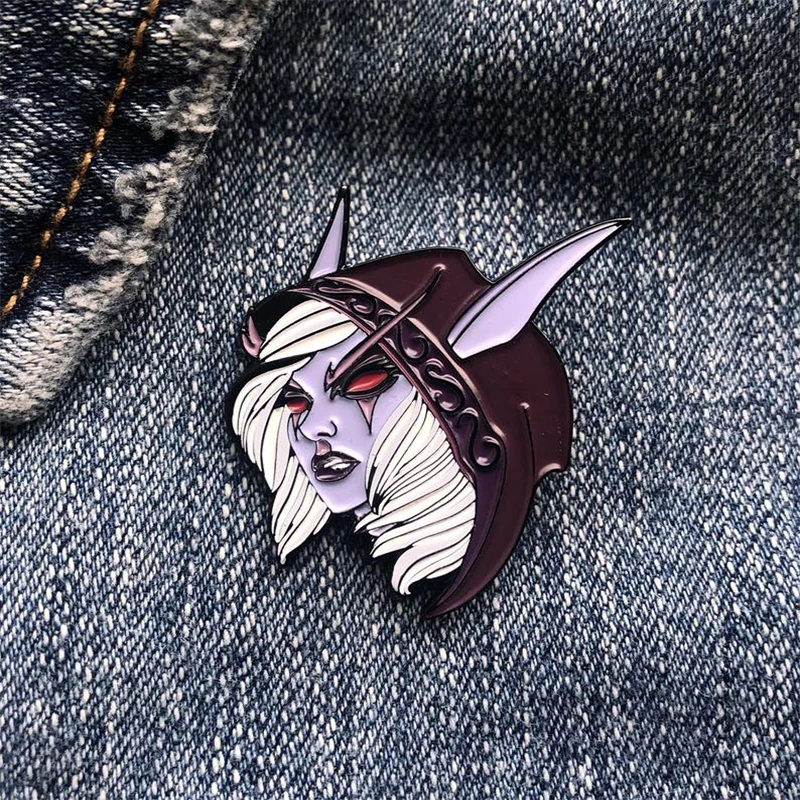 Lady of Darkness Sylvanas Windrunner Brooch Game World of Warcraft Banshee King Badge