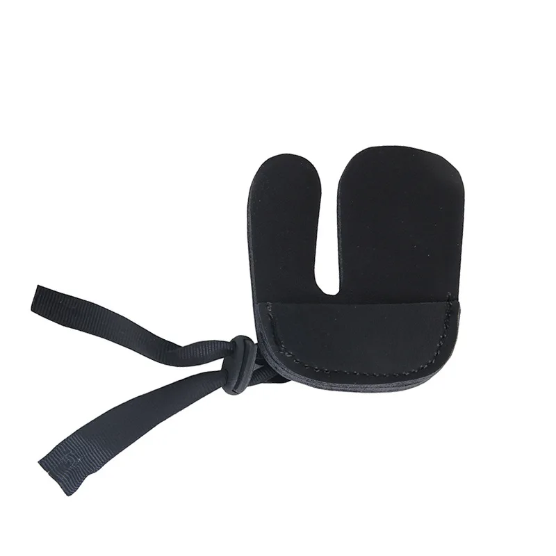 Protector dedo cuero arco recurvo – Ajustable para caza y práctica