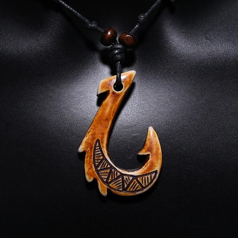 FX033 New Zealand Maori bone necklace Fish Hook pendant man Choker Retro Jewelry Imitation Polynesian Maui hook necklace Amulet