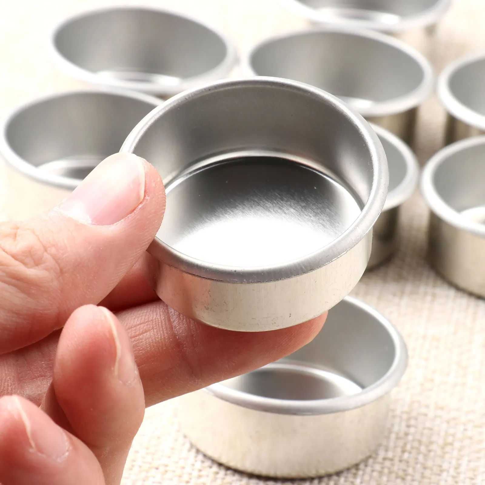 12 runde Eisen Kerze Tassen Container Teelichthalter Dosen Formen Gläser Leichte Tee Licht Tassen Pfannen für DIY Kerze, der