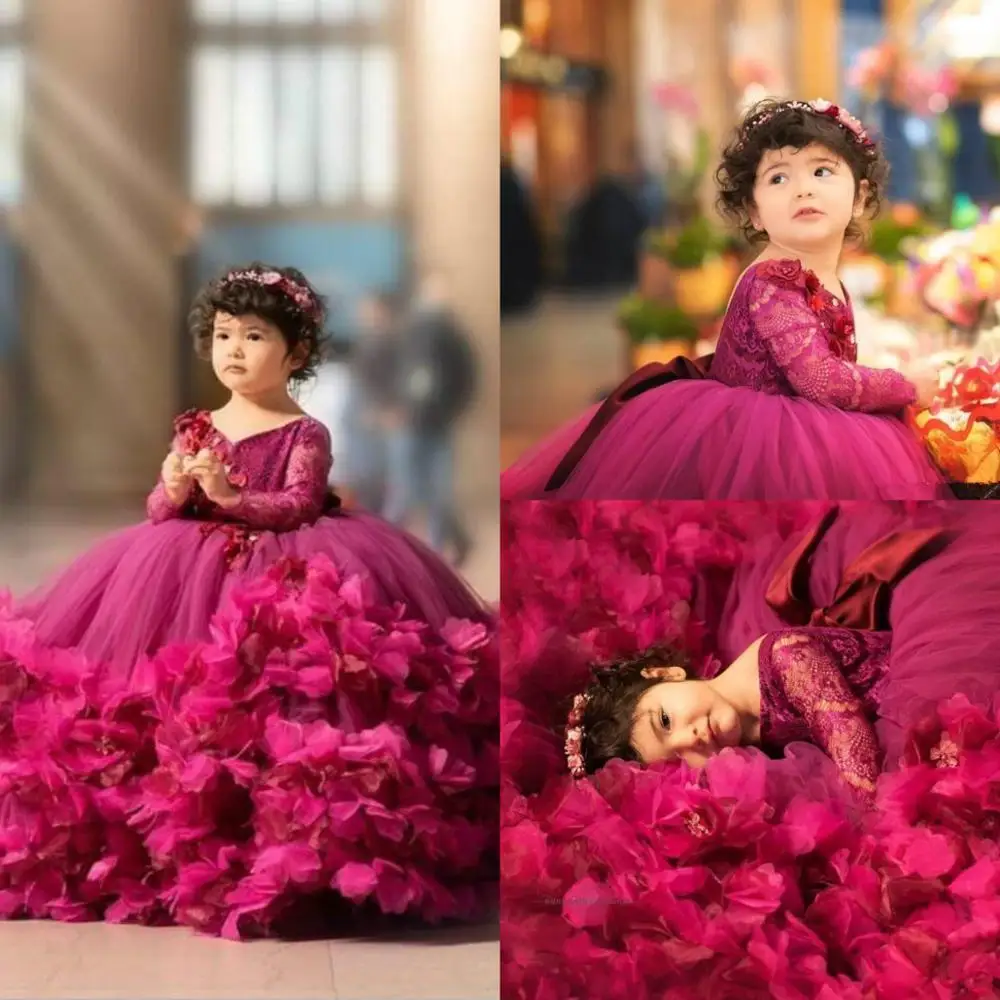 2020 Lovely Ball Gown Girl's Pageant Dresses Lace Top Long Sleeves Tiered 3D Flowers Puffy Tulle Flower Girl Dresses