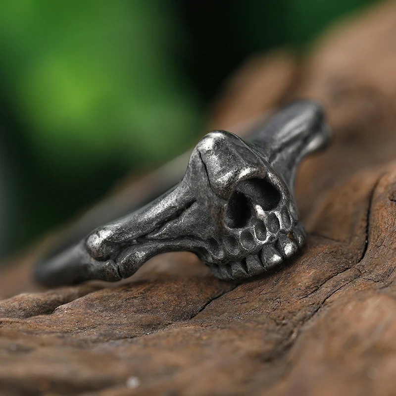 Aesthetic Gothic Vintage 316L Stainless Steel Cool Skull Men\'s Finger-Ring Punk Rock Bearded Biker Jewelry Christmas Accessories