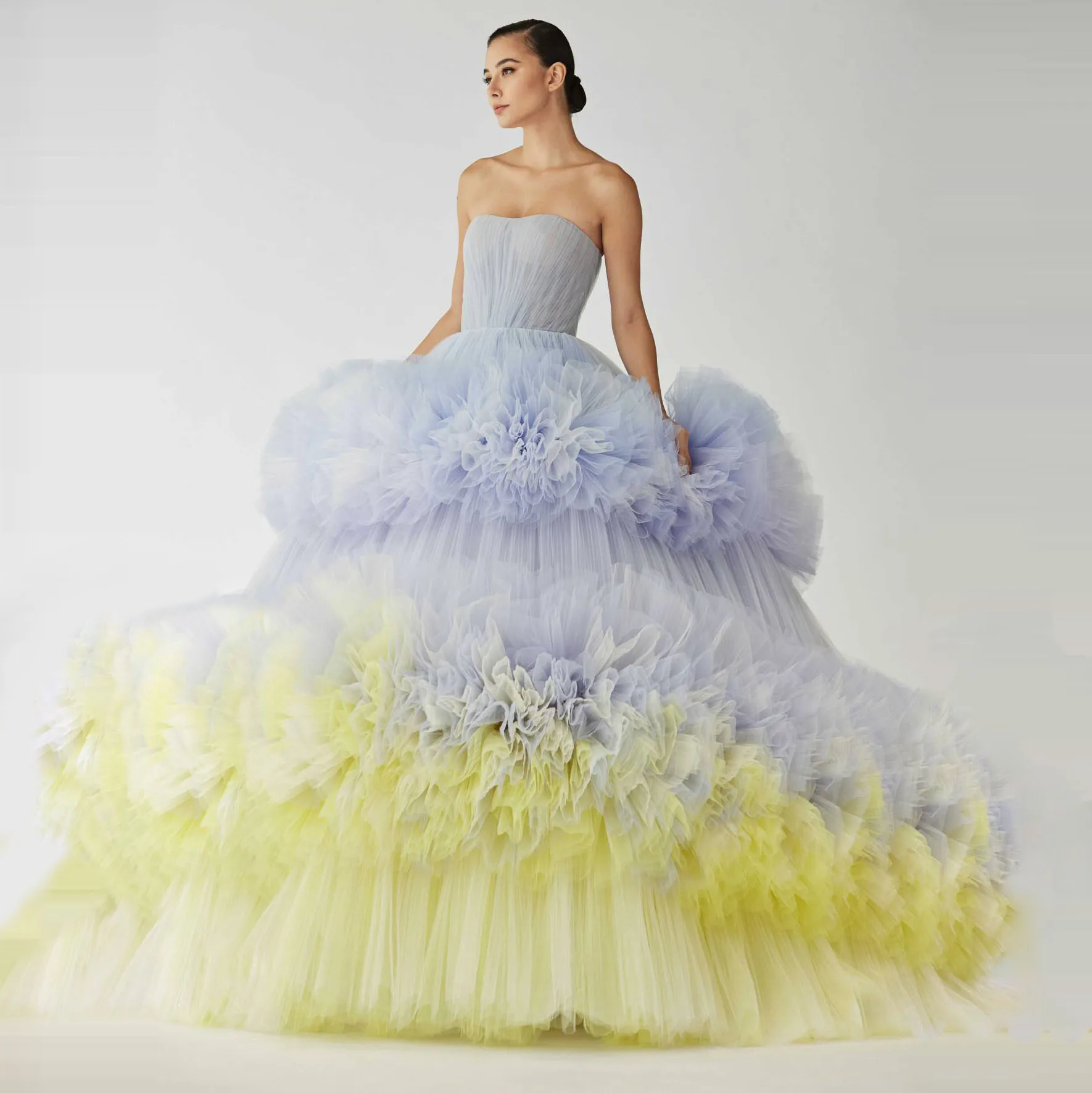 Light Purple Starpless Lush Tulle Ball Gown Fluffy Blue & Yellow Evening Dresses Puffy Wedding Dress With Train Elegant Gowns