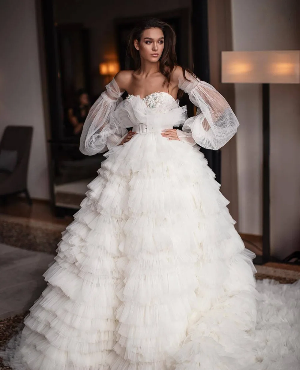 Dreamlike White Ruffles Tulle Bridal Dresses With Detachable Sleeves Puffy Draped Mesh Tulle Wedding Gowns Beaded Lace Prom Gown