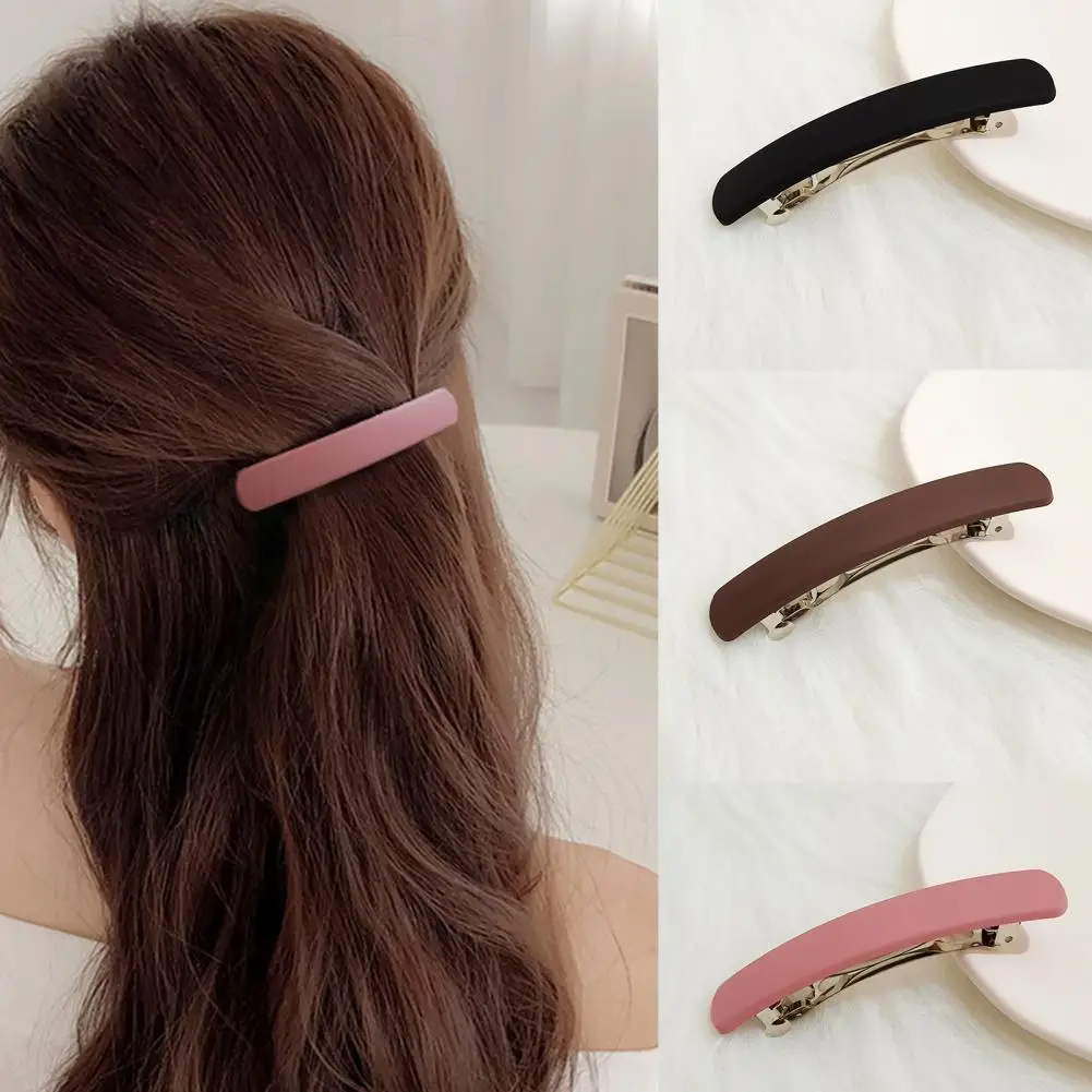 Fasten Tightly Solid Colors Hair Clip Comfortable Anti-Slip Lightweight Korean Style Retro Wild Elegant Spring Clip for Female