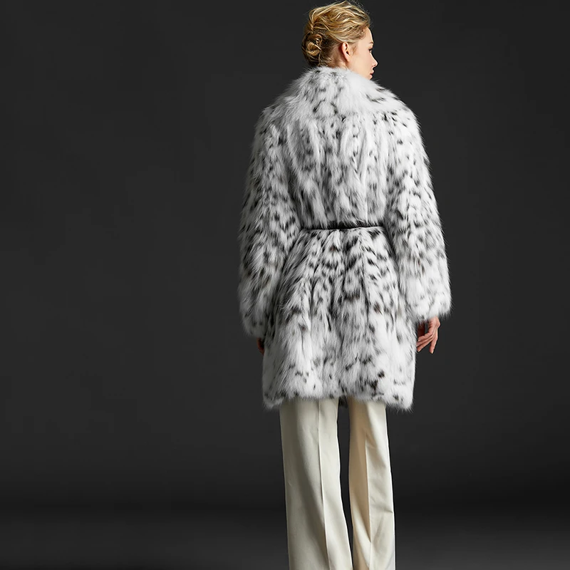 Importy zimowych płaszczy z naturalnego futra lisa jelonkowego (lynx) w kolorze czystej bieli z USA, płaszcze damskie średniej długości z prawdziwego futra lisa jelonkowego.