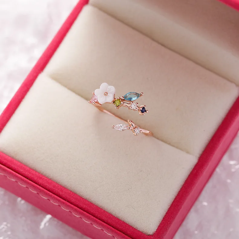 Korea\'s New Exquisite Crystal Flower Ring Fashion Temperament Sweet Versatile Love Opening Ring Female Jewelry