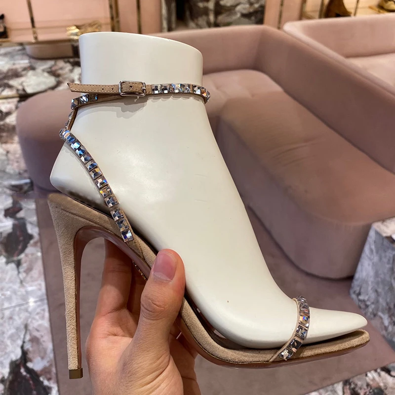 جديد النساء الصنادل المصارع الصنادل النساء حزام واحد 8 سنتيمتر عالية الكعب الصنادل الصيف أحذية امرأة الكريستال Sandalias السيدات الأحذية