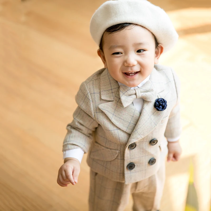 2024 New Arrival Little Boy Tuxedo/Wedding Party baby Boy Suit/Baby Boys Beige 4-piece Suit Set baby boys dress for 1 2 3 4 year