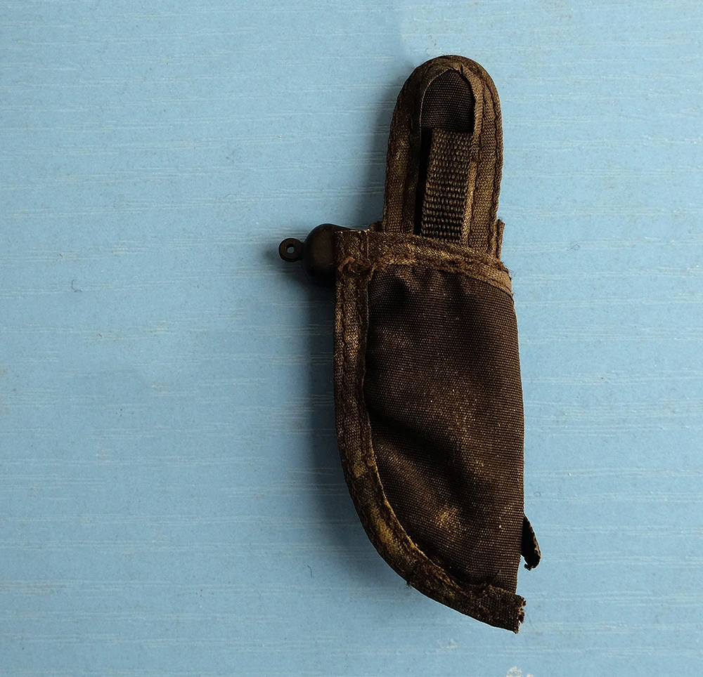 1/6th Old Grunge Dirty Holster PVC Material Can't Be Fired For Figures Action Scene Component