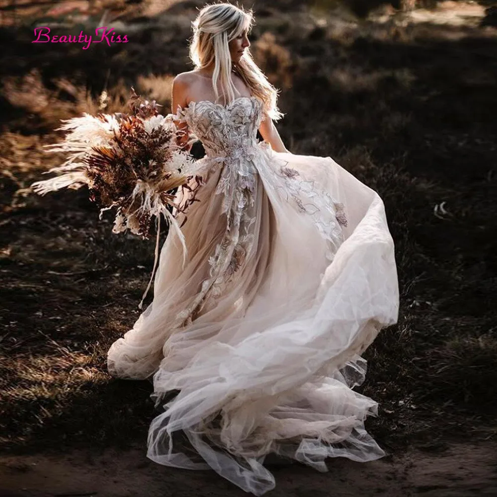 Abiti da sposa romantici con applicazioni floreali 2022 abiti da sposa in pizzo con scollo a v e spalle scoperte abiti da sposa Sexy in Tulle Boho