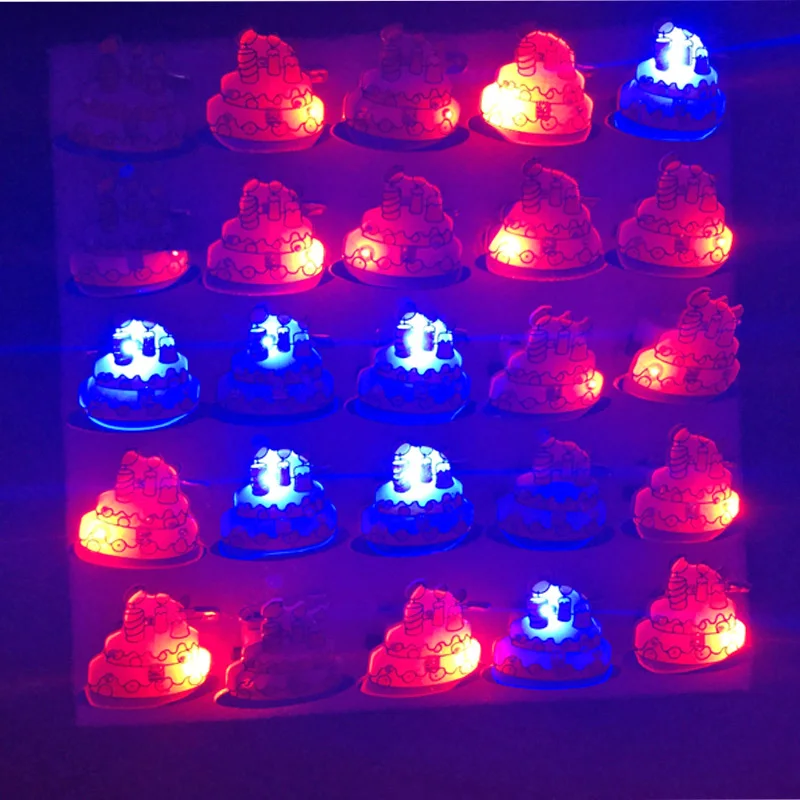 

Light up Christmas Glowing Cake Brooch Glow Flashing Cartoon Brooch Badge Luminous Decoration Toy For kid Glow In The Dark
